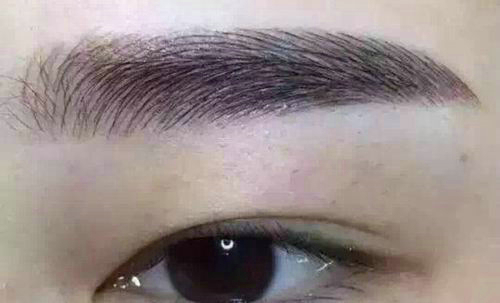 紋眉后顏色不自然怎么辦？